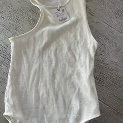 Zara White 