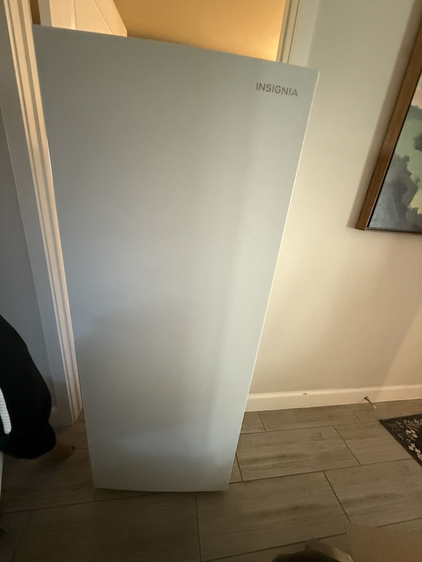 Insignia 7 Cu Ft Garage Ready Upright White Freezer