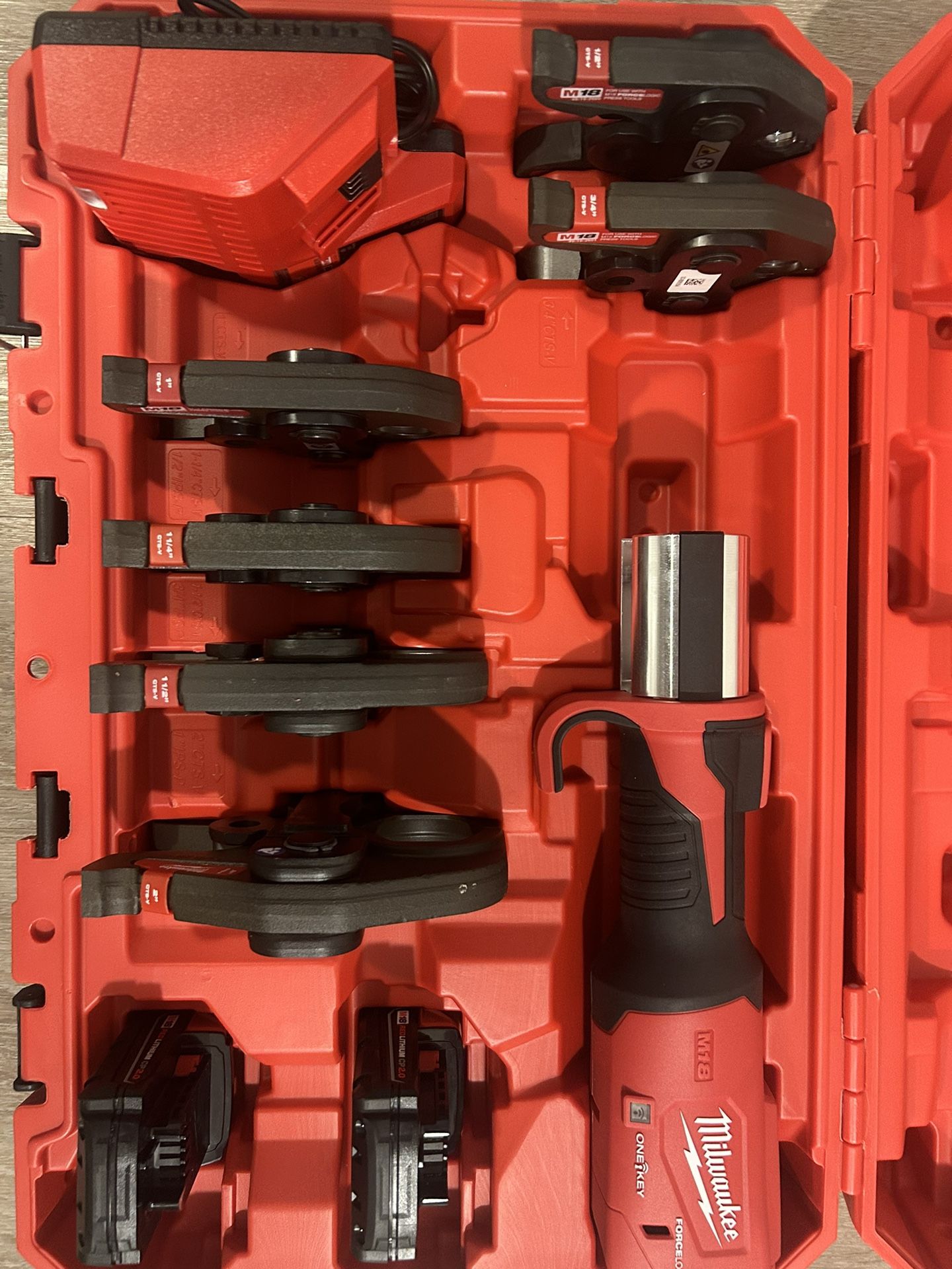 Milwaukee 2922-22 1/2”-2” Copper Press Tool