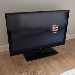 LG 37 1080P HD TV 