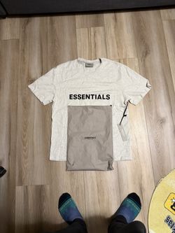 Fear of God Essentials Tee 'Light Oatmeal' Size Medium 