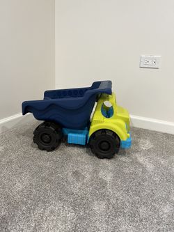 Giant Toy Dump Truck