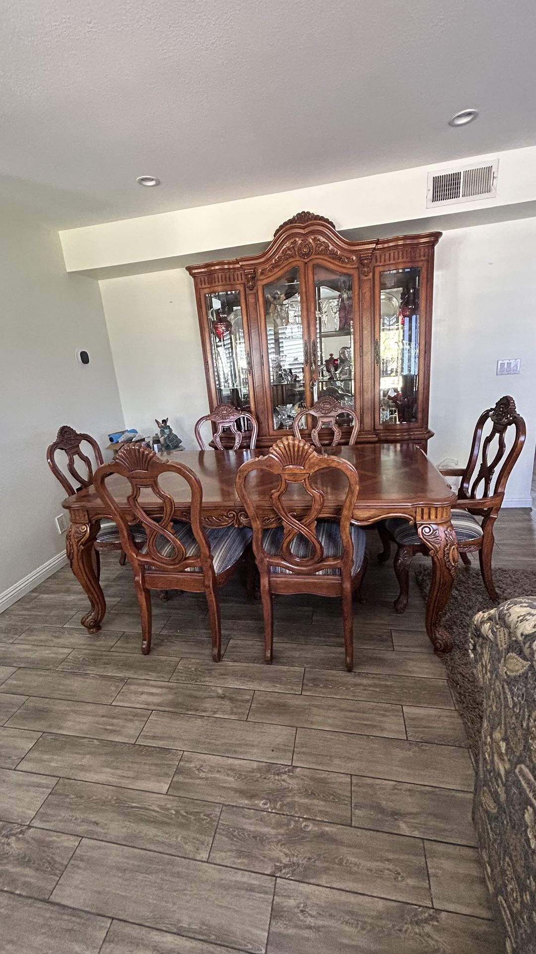 Kitchen table with six chairs