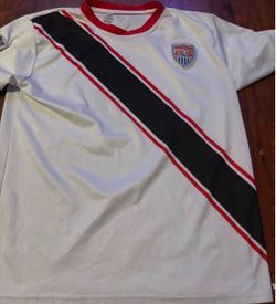 Usa 🇺🇸 jersey size L soccer