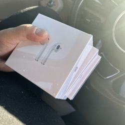 New Sealed Earbuds (2nd Gen) 