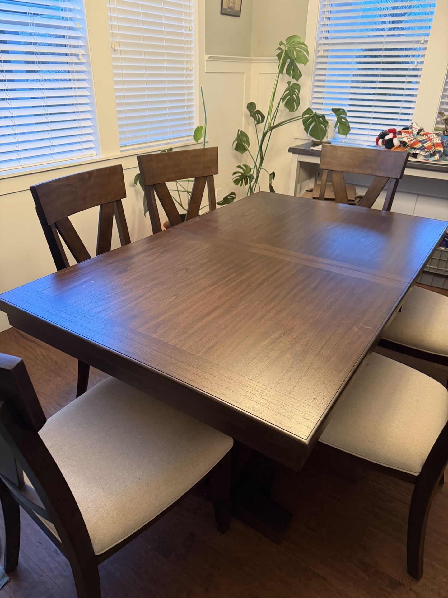 Large Brown Dining Table With Hidden Leaf And 6 Chairs
