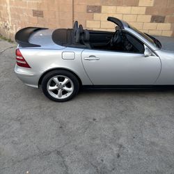 2001 Mercedes-Benz SLK