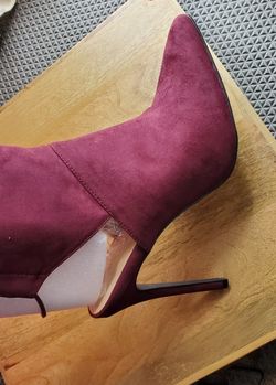 Women's Knee High