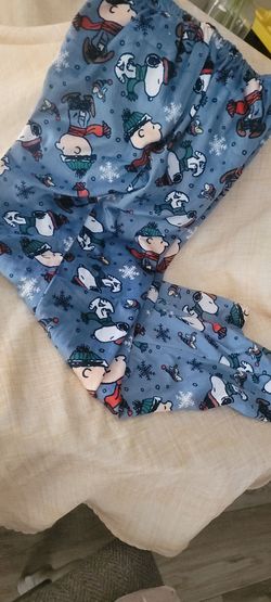 WOMANS SNOOPY CHRISTMAS LOUNGE PANTS SIZE  SMALL IN GREAT CONDITION