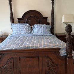 Bedroom set complete with Mattress