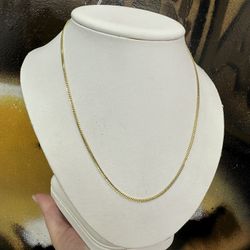 14k CUBAN LINK CHAIN 