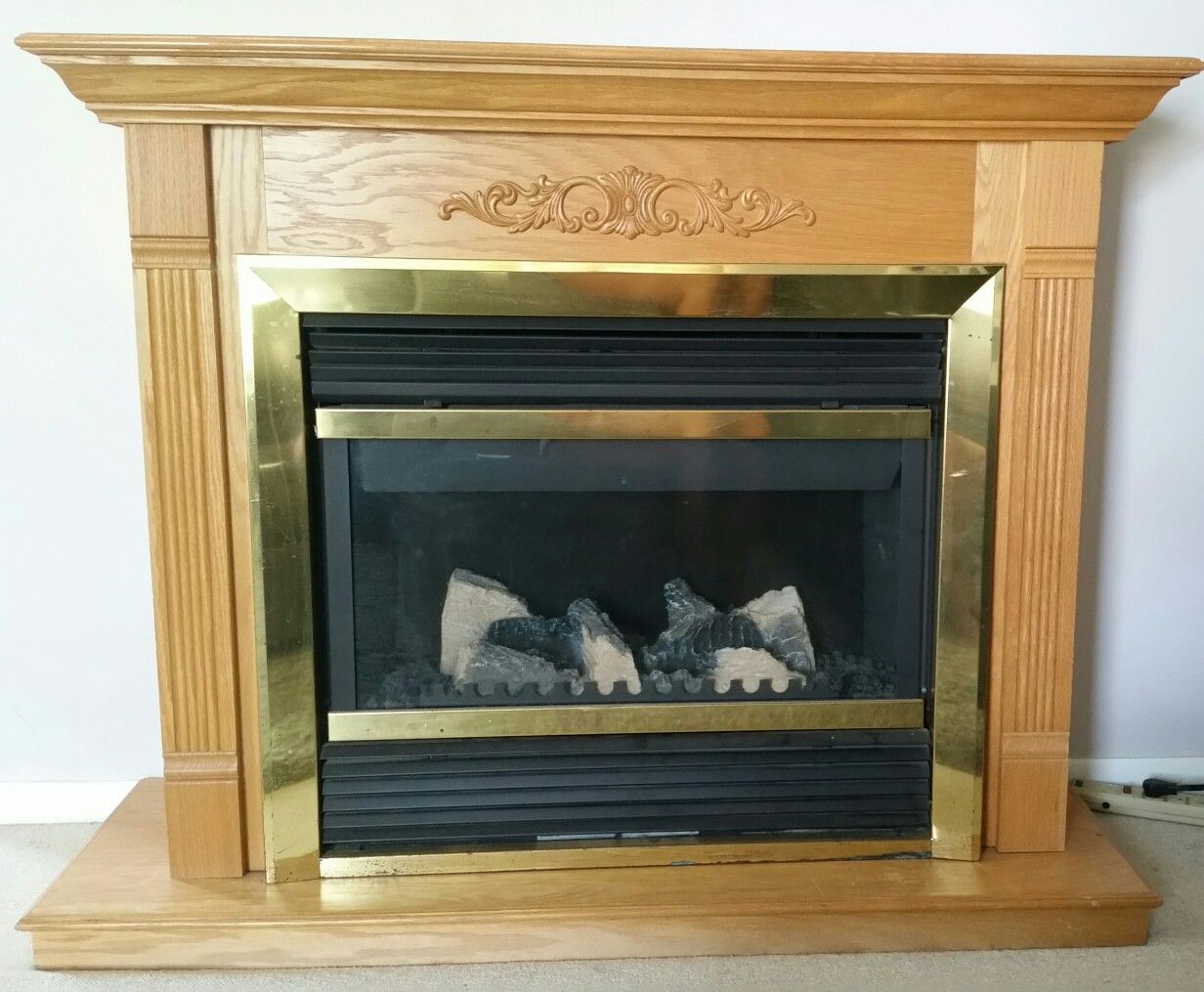 PYROMASTER ELECTRIC FIREPLACE (MODEL #HEF33)