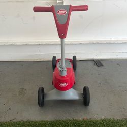 Radio flyer Scooter