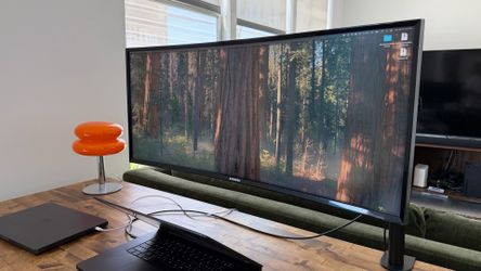 34” Samsung Ultrawide Monitor SE790C