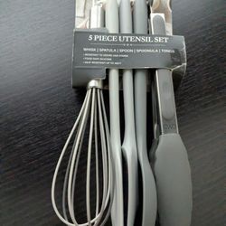 "Cook with Color" 5 Pieces Utensil Set, Silicone , New 