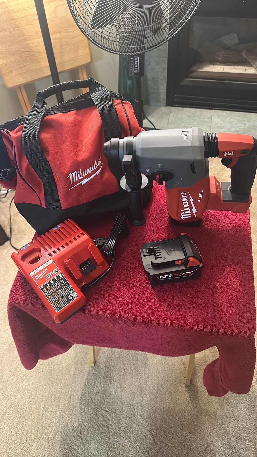 Milwaukee M 18 Sds Roto Hammer