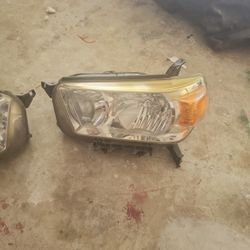 10-13 Toyota 4runner Headlights 