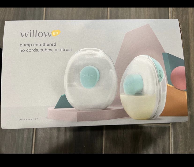Willow Go Wearable Double Decker Electric Breast Pump Kit