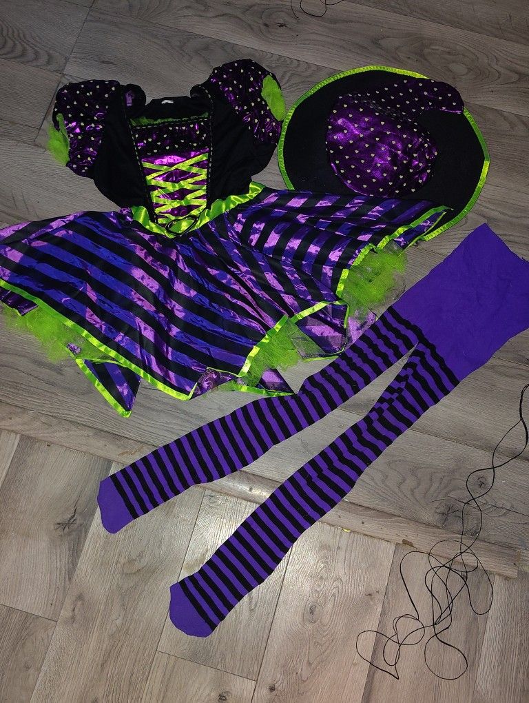 Halloween Witch Costumes 