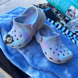 Crocs Size 7c $10