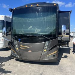 Winnebago 42 Qb