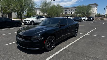 2019 Dodge Charger SXT RWD