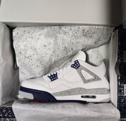 Jordan 4 Midnight Navy 6y,10m
