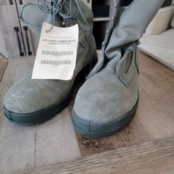 Military Boots 