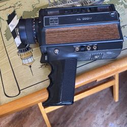 Vintage Sears XL zoom 8 mm camera for working condition like new