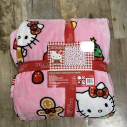 Hello Kitty Pink Christmas Blanket