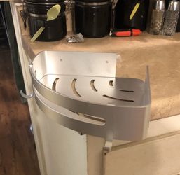 BRAND NEW Floating bath tub/shower caddy shelf set (2)