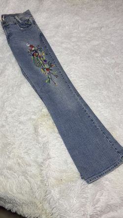 Leo Roma Floral Embroidered Jeans