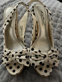 Women Fashion Poka dot Pointed Toe High Heel Pumps