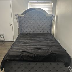 Queen Size Bed Frame 