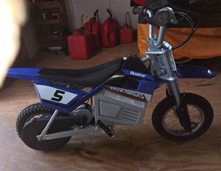 Brand new razor  mx350 kids dirt bike