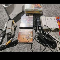 Nintendo Wii Bundle 