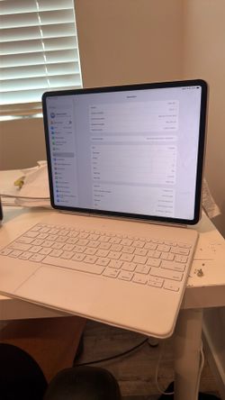 13' iPad Air 128GB Cellular M3