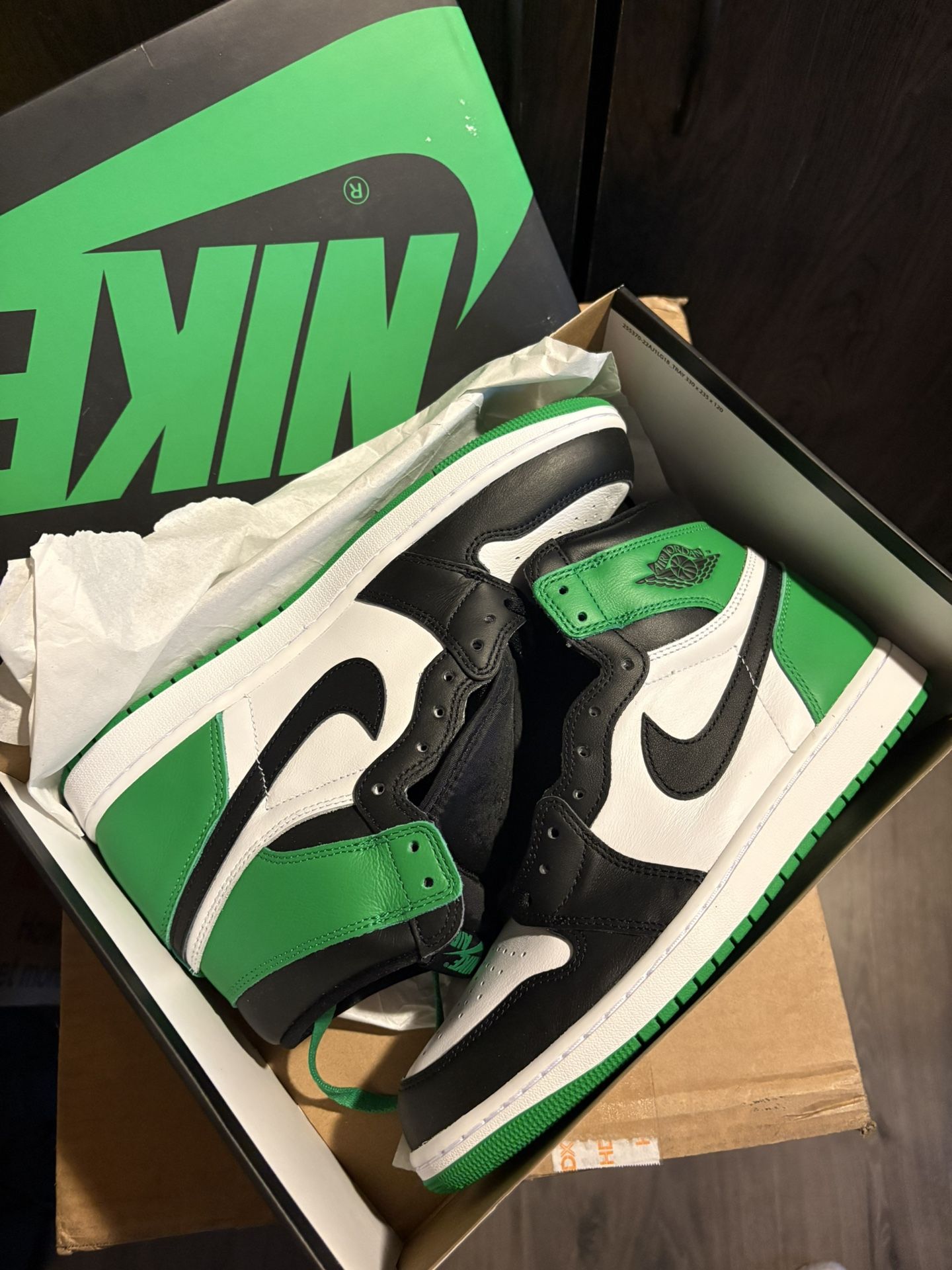 Jordan 1 Lucky Green