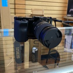 Sony ZV-E10 w/ 18-50mm And Cage