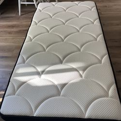 Twin Mattress, Frame And Bedding.