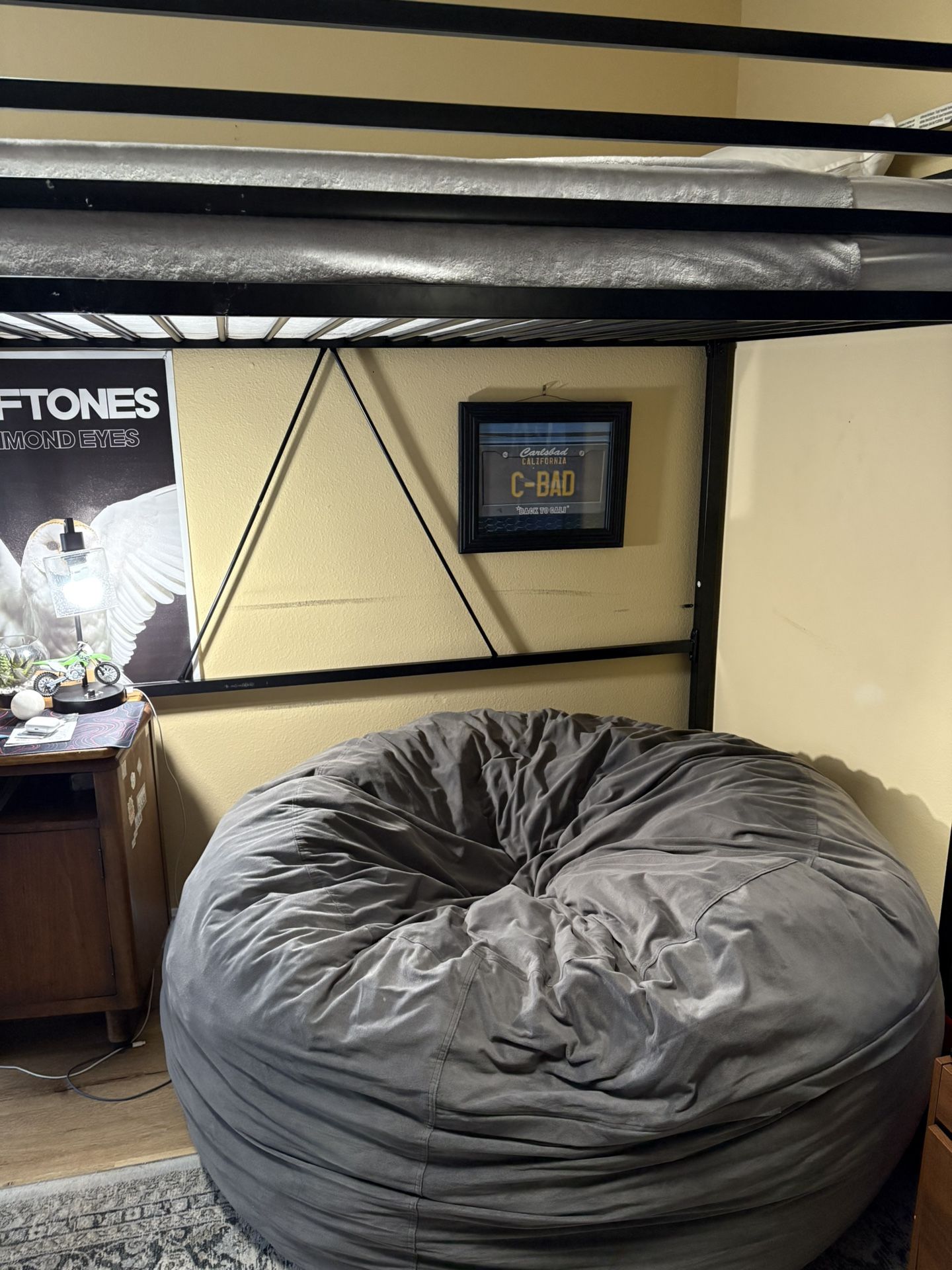 Twin Bunk Bed W Mattress