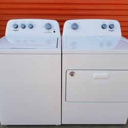 Just Like New!!! Very Deluxe, Whirlpool Matching Set with a Gas Dryer!!! Washer Has a Very Oversized, Stainless Steel, Tub!!! Options Galore!!! Must S