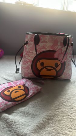 Abathing APE purse