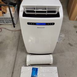 Honeywell 10,000 BTU AC Portable Air Conditioner New