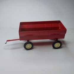 Vintage ERTL Red Metal 8-inch Long Wagon
