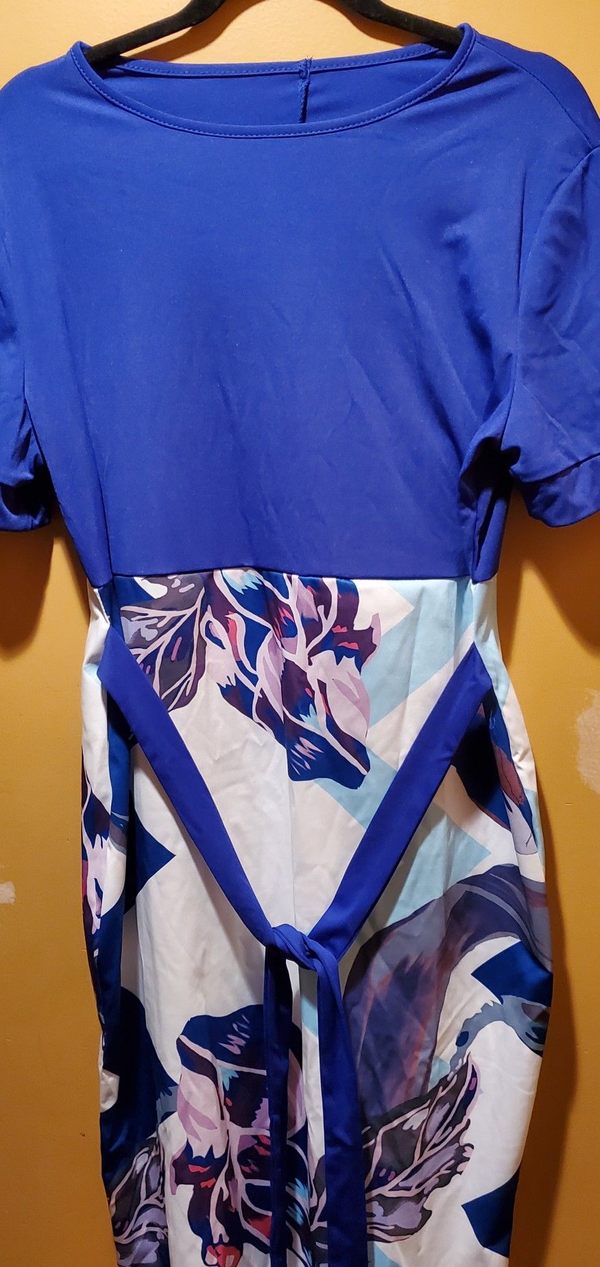 Women's Dress Size 14/16