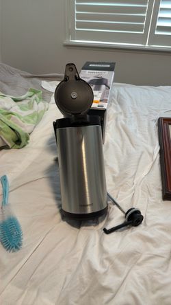 Coffee airpot