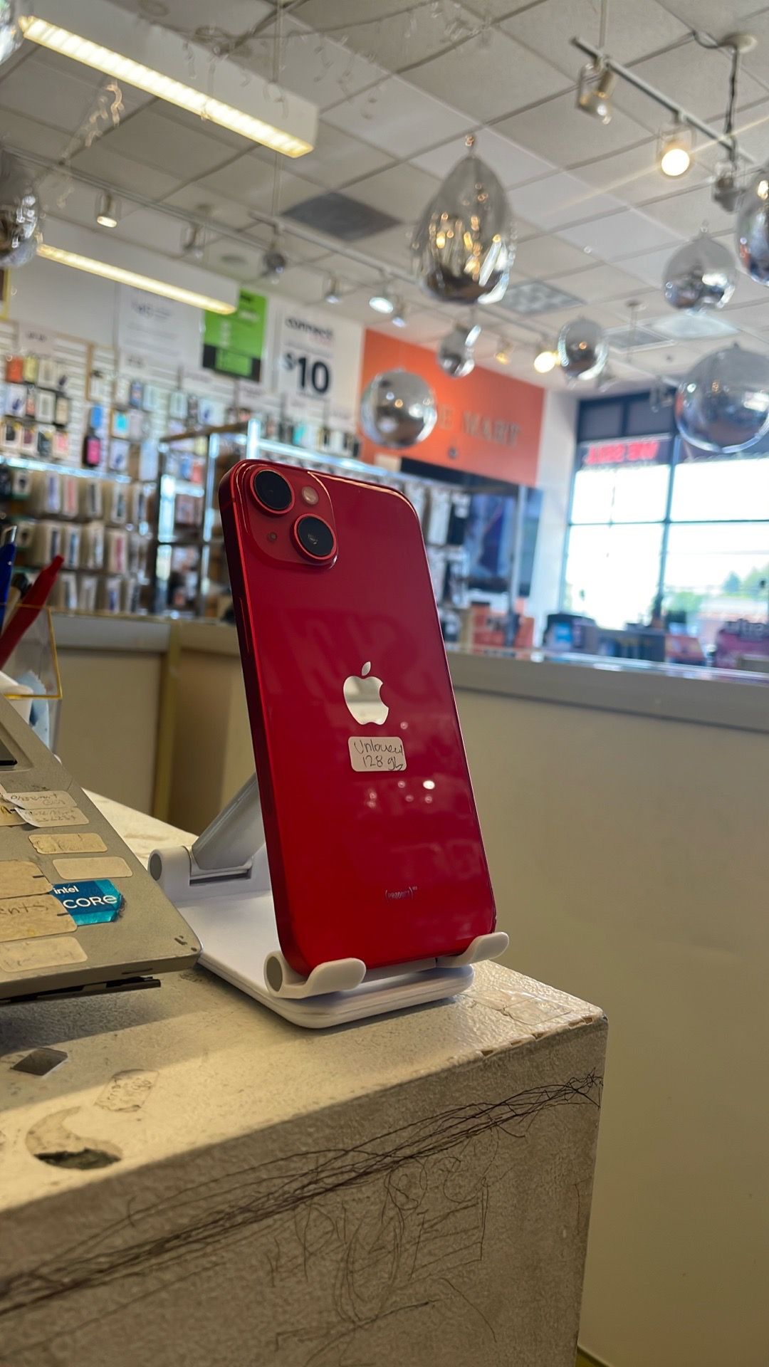 iPhone 14