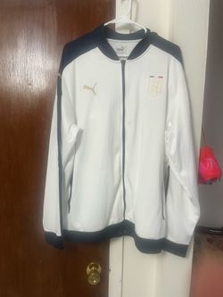 XL Italy New Sweater
