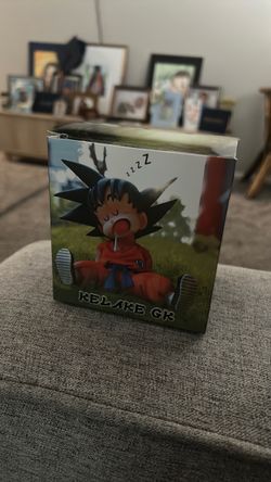 Sleeping kid Goku